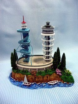 画像1: 新旧江ノ島灯台‏