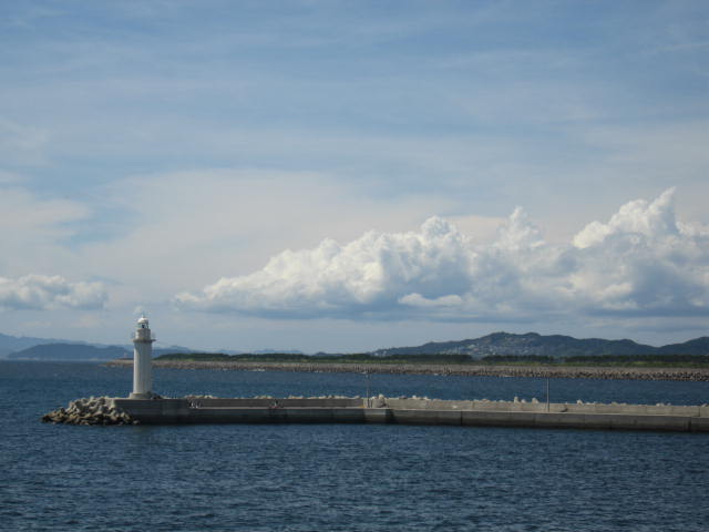 画像: 和歌山の白灯台